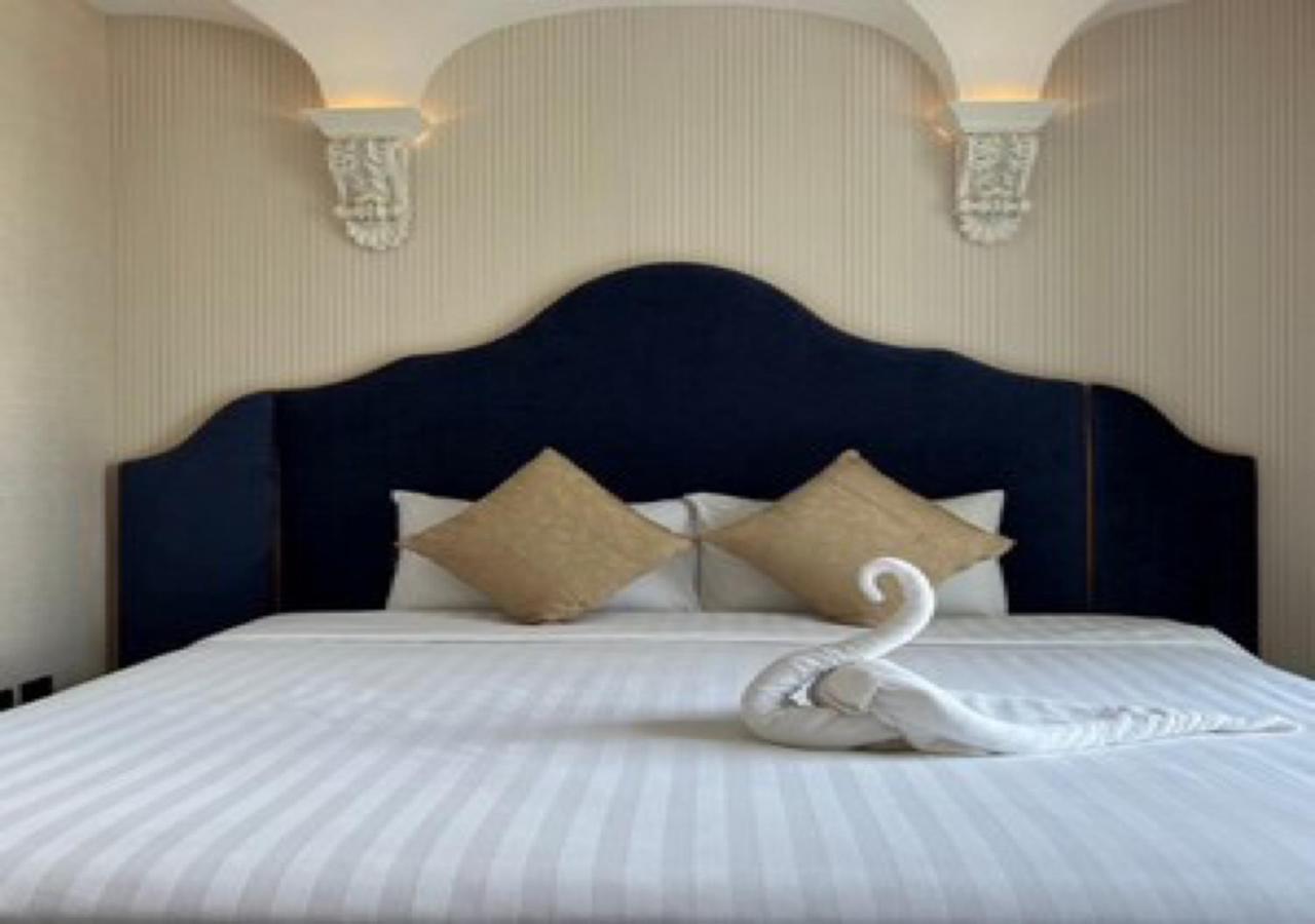 Espana Hotel Jomtien Resort Ngoại thất bức ảnh