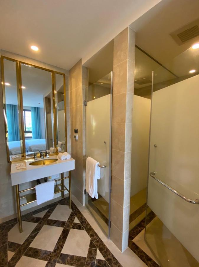 Espana Hotel Jomtien Resort Ngoại thất bức ảnh