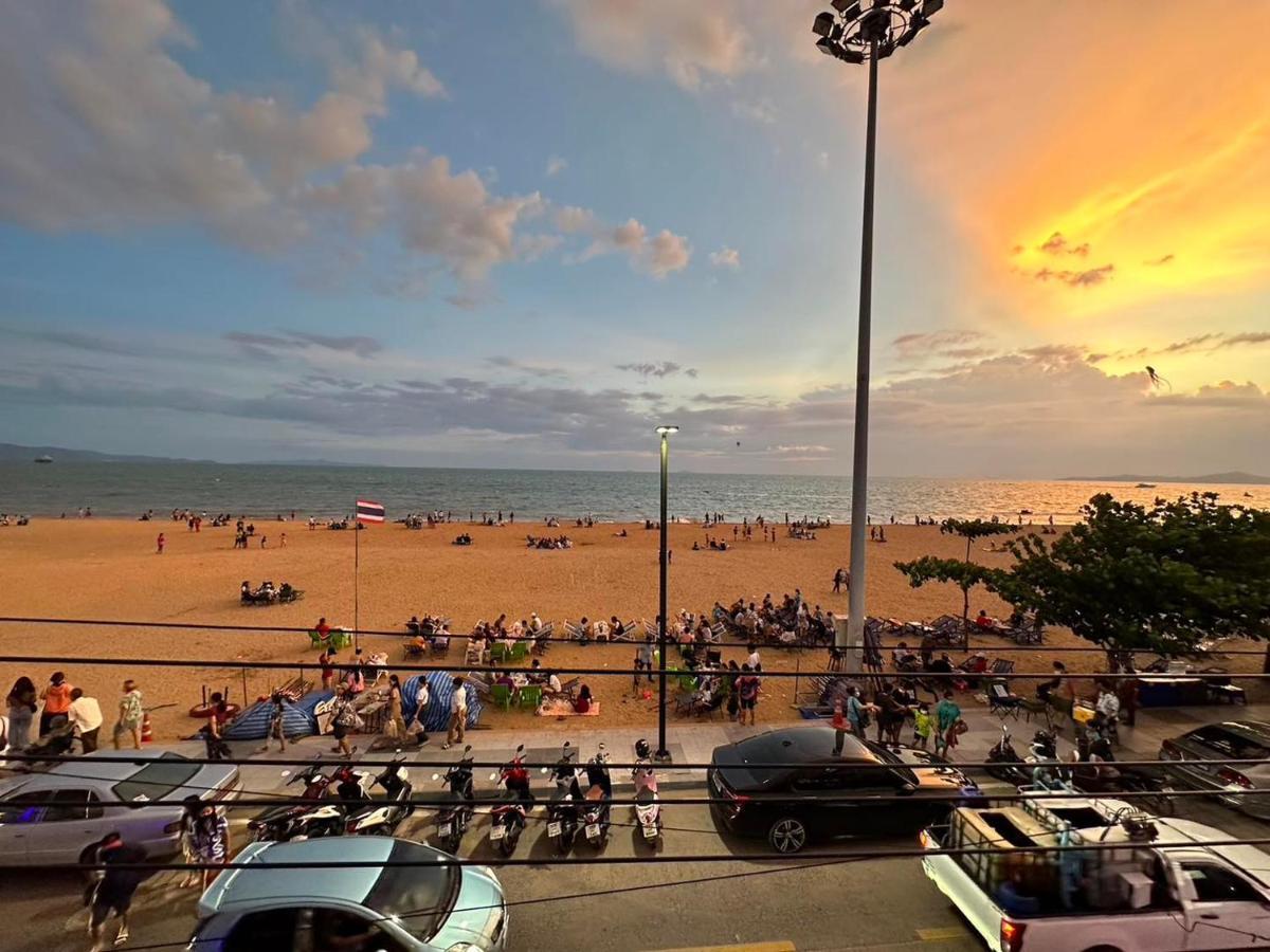 Espana Hotel Jomtien Resort Ngoại thất bức ảnh